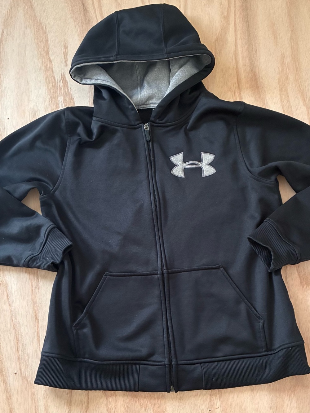 Under Armour Black Hoodie with Gray Lining and Logo Youth Large Loose